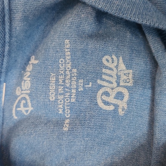 Disney Blur 84 UCLA Bruins Graphic Tshirt - Picture 3 of 4